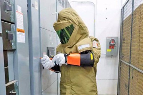 Arc Flash Training: 4 Essential Safety Practices